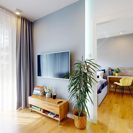 Apartament Green Z Garazem Podziemnym Warschau Buitenkant foto